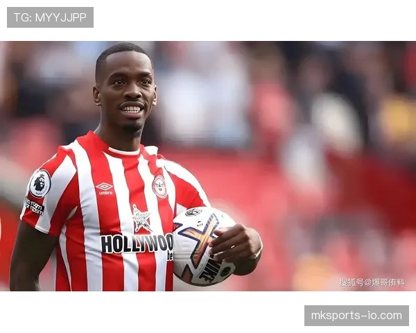 曼联锋线效率问题对赛季成绩形成制约，关键战表现面临考验