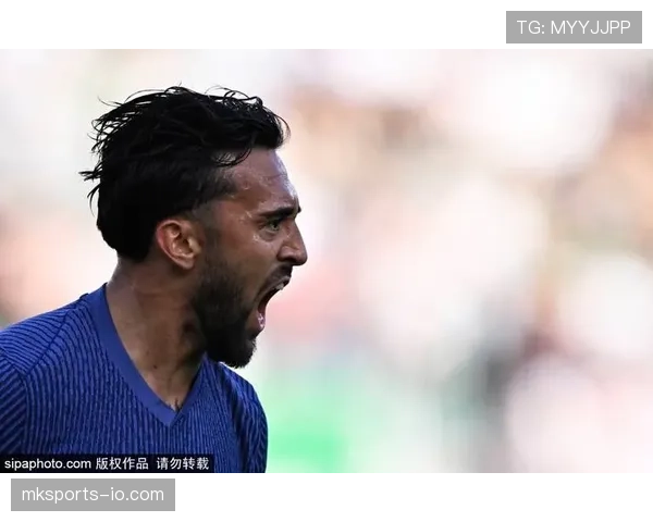 瓦伦西亚近期保级形势变化：能否摆脱风险仍需关键战检验